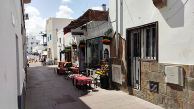 Überall in Corralejo gibt es Bars und Restaurants zu entdecken