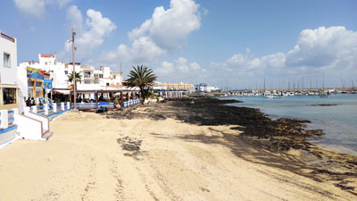 Die Strandpromenade lädt zum Verweilen ein