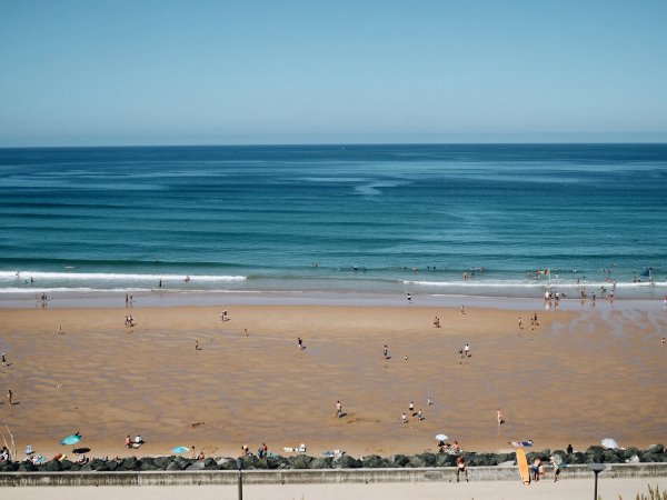 Surfen lernen in Frankreich